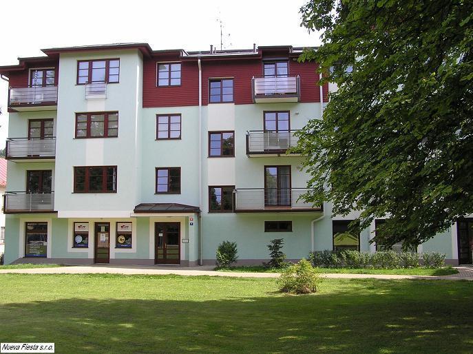 Nueva Fiesta Apartment Mariánské Lázně Εξωτερικό φωτογραφία